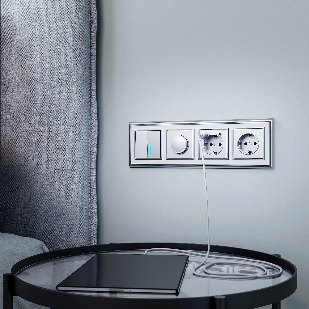 Розетка встраиваемая Werkel с заземлением, шторками и USBх2 Серебряный W1171506 — изображение 3