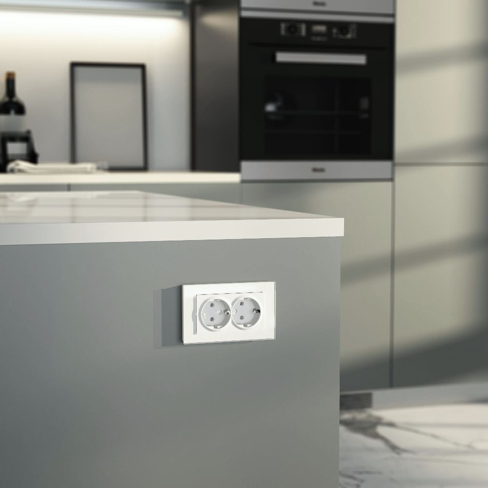 Розетка встраиваемая двойная Werkel с заземлением Белый матовый W1172061 — изображение 3