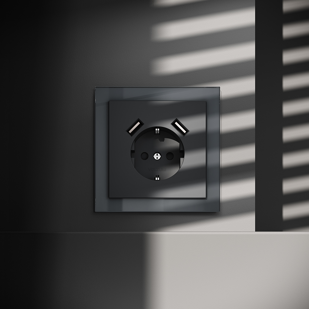 Розетка встраиваемая Voltum S70 с заземлением, шторками и USB A+A Графит VLS040407 — изображение 4